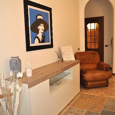La Casa Di Sarita Leilighet Pavia Eksteriør bilde